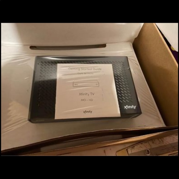 xfinity router MO-HD - Picture 2 of 2